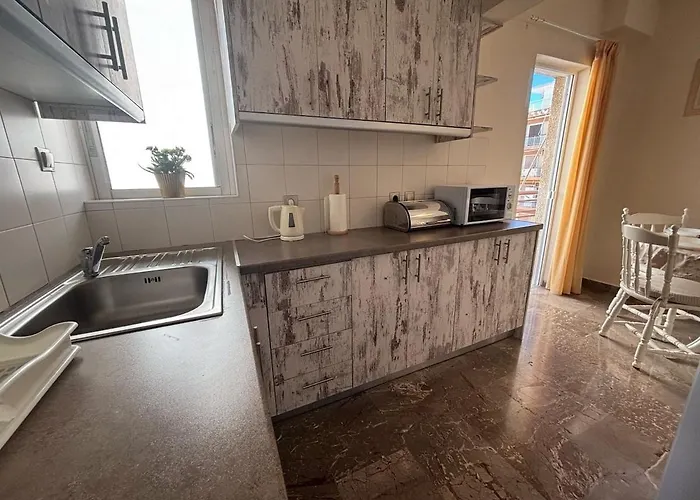 Cozy & Quiet Seaside דירה