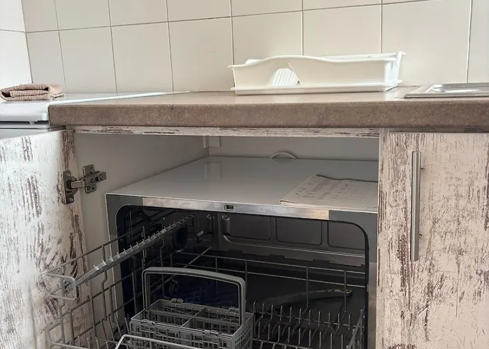 Cozy & Quiet Seaside Loutráki