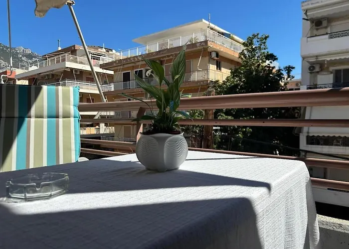 דירה Cozy & Quiet Seaside לוטראקי